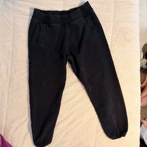 aerie women’s black Elastic Waist Joggers